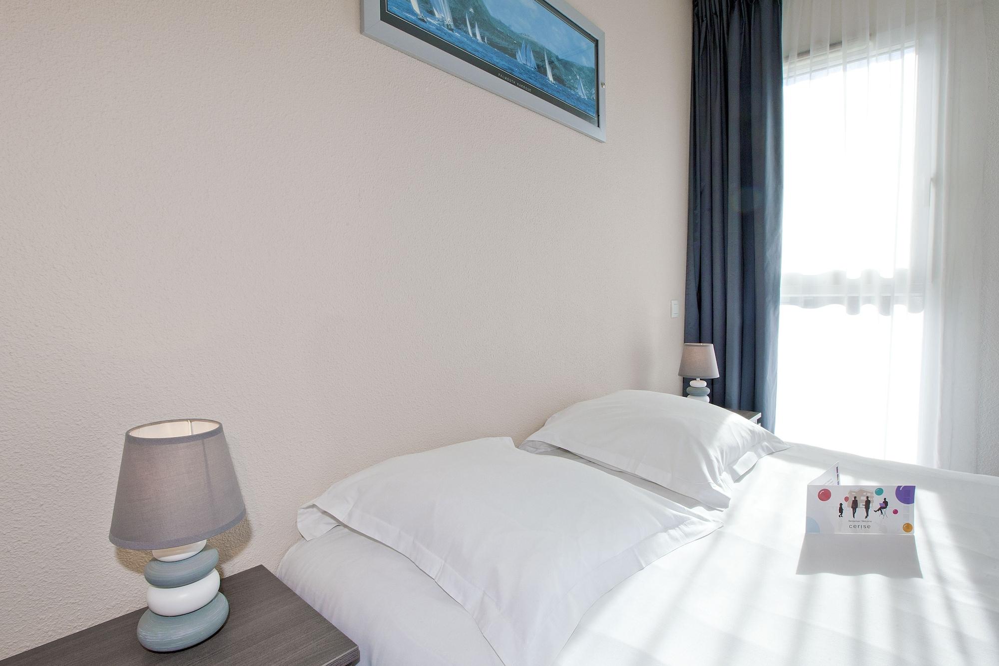 Cerise Lannion Lejlighedshotel Eksteriør billede