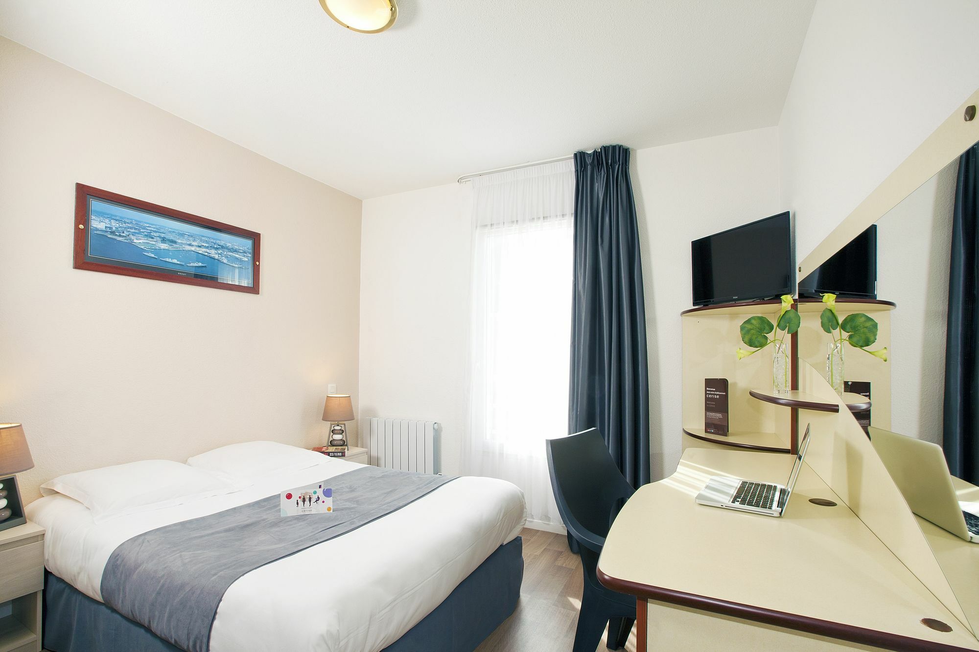 Cerise Lannion Lejlighedshotel Eksteriør billede